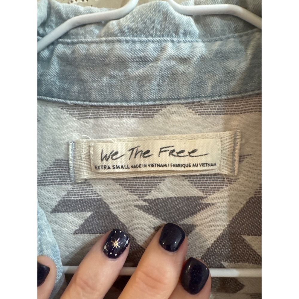 We The Free Denim Aztec‎ Print Button Down Shirt XS Oversized - Picture 3 of 6